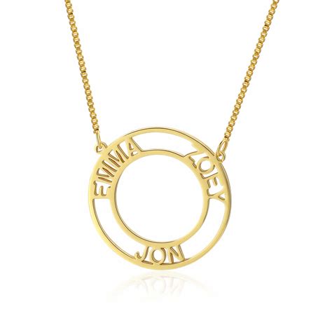 Circle Name Necklace [Multiple Names] | FARUZO