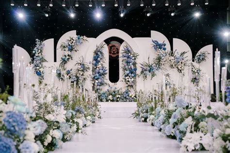 Pin Oleh Almalyn Di Wedding Stage Decorations Tempat Pernikahan