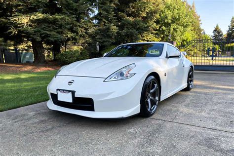 Nissan 370z Nismo 2022 Blue