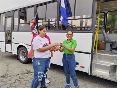 Ya Circulan Por Le N Las Nuevas Unidades Buses Radio Nicaragua