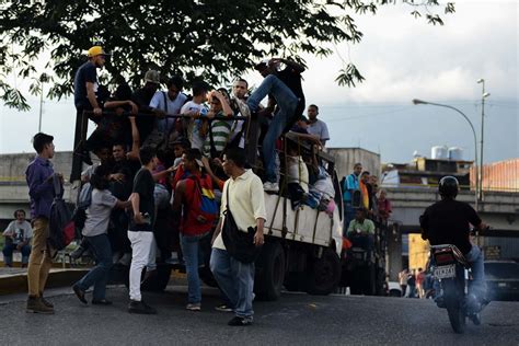 Venezuela Termina Inmersa En La M S Grave Crisis Econ Mica