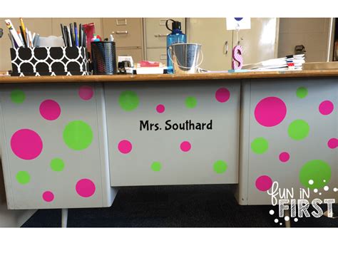 Classroom Sneak Peek & My Lakeshore Learning Obsession - Fun in First