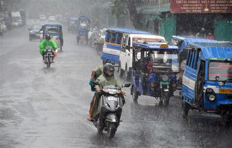 Weather Update IMD Predicts Light Rain In Delhi Heavy Rainfall In