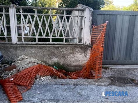 Strada Dissestata E Cantiere Smantellato Benvenuti In Via Celommi