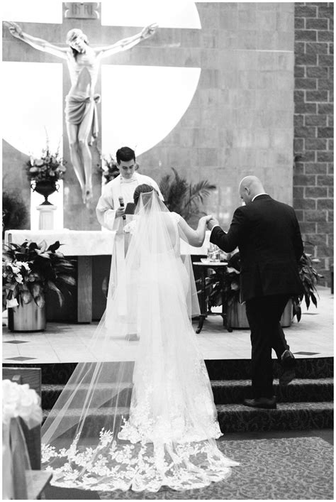 St. Matthews Catholic Church | Matt & Mary | Charlotte Wedding
