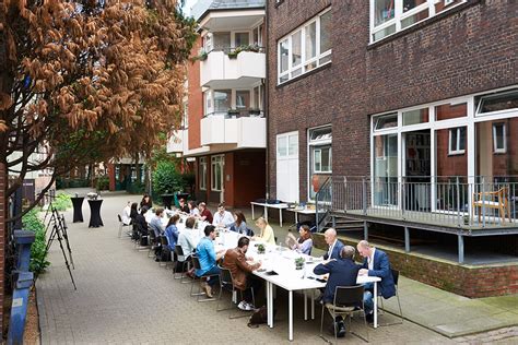 AIT Materialtest Architekten und Innenarchitekten testen Lösungen von