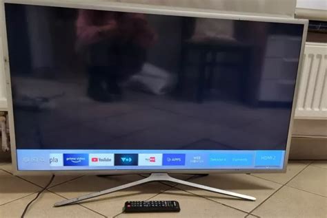 Telewizor Samsung Ue K Awxxh Smart Tv Pilo