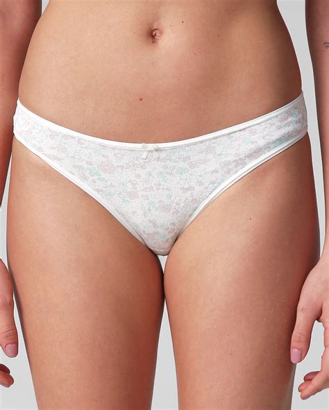 Riachuelo Kit calcinha 2 peças tanga floral branco Riachuelo