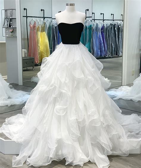 Ashley Rene's Prom & Pageant - Home | Facebook