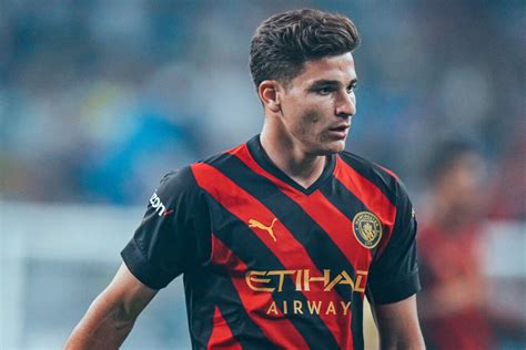 Julián Álvarez Debutó En El Manchester City Estoy Contento Deportes