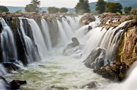 Hogenakkal Falls Tamil Nadu Luxury Trails Of India