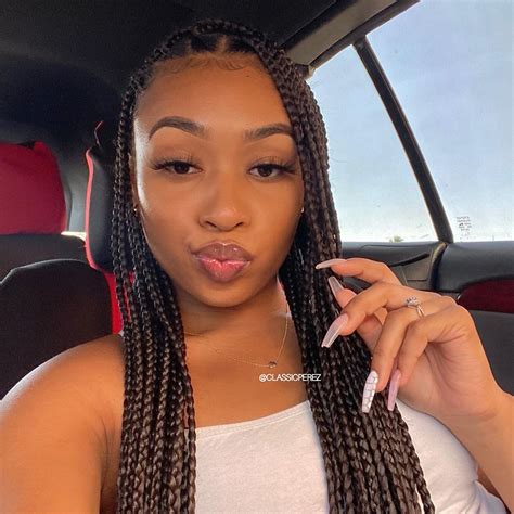 「𝙍𝙞 𝙁𝙡𝙞𝙘𝙠𝙯♡」 Summer Hairstyles Hair Styles Box Braids Styling