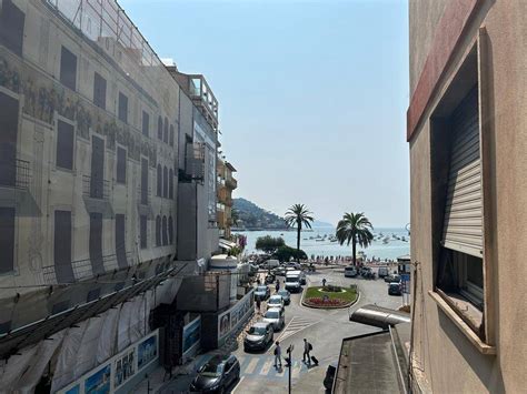 Vendita Appartamento Rapallo Quadrilocale In Via Agostino Giustiniani