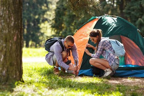 Couples Camping Checklist (w/ Printable PDF) & Camping Tips for Couples