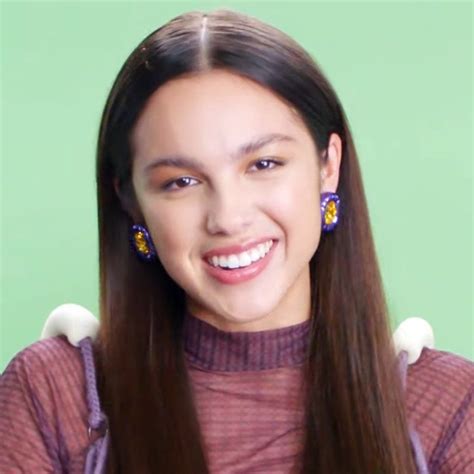 Olivia Rodrigo Olivia Blonde Cat Liv