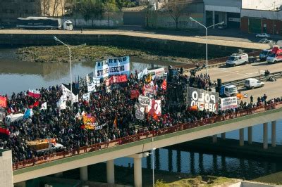 Se Mantiene El Corte Parcial En El Puente Pueyrred N Por Los Asesinatos