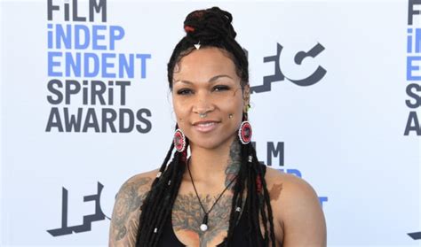 Kali Reis attends the 2022 Film Independent Spirit Awards - TV Fanatic