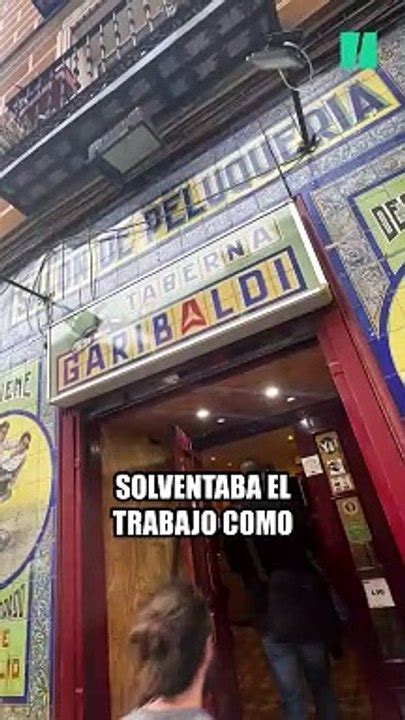 Así fue la inauguración del bar de Pablo Iglesias en Lavapiés Vídeo