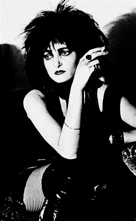 Pin By Erin Kraten On Siouxsie In Goth Music Siouxsie