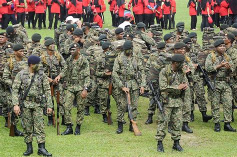 Malaysian Soldiers In Uniform And Fully Armed Editorial Photography