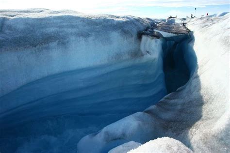 The Power of Ice: Glacier Erosion