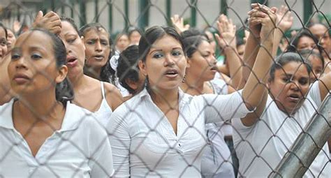 8 De Cada 10 Mujeres Dentro De Cárceles Mexicanas Sufrieron Violencia Por Parte De Autoridades