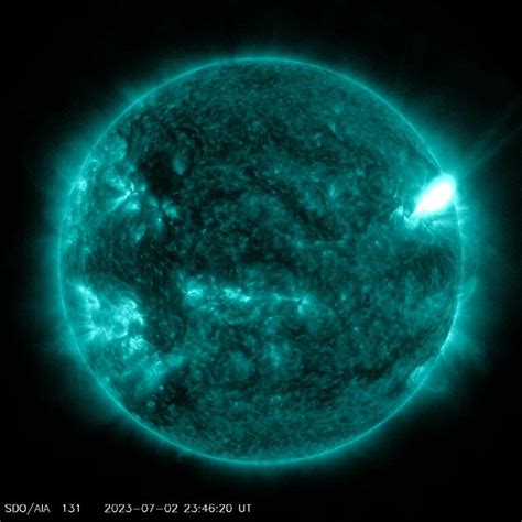 Strong Solar Flare Erupts From Sun Nasas Telescope Captures Event