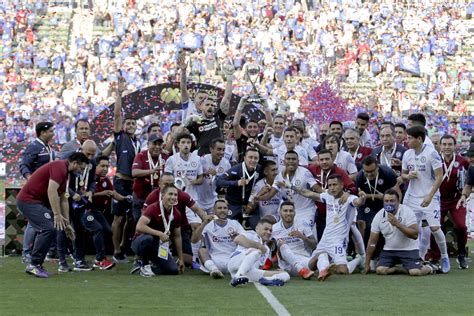 Cruz Azul Suma Otro Título Al Llevarse El Campeón De Campeones Futbol Sapiens