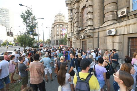 današnji protest u beogradu uživo