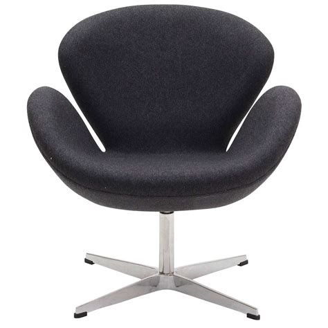 Arne Jacobsen Swan Chair Wool