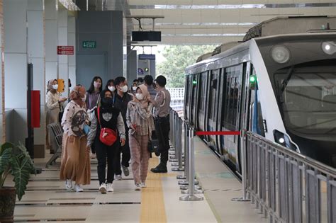 Malam Ini Lrt Sumsel Tambah Jam Perjalanan Hingga Pukul 0109 Dini