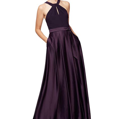 21 Ultra Stylish Plum Bridesmaid Dresses