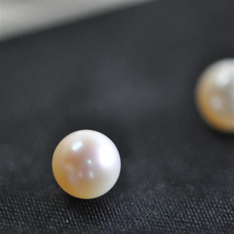 Round Freshwater Pearl White Mm Half Drilled Pair Etsy