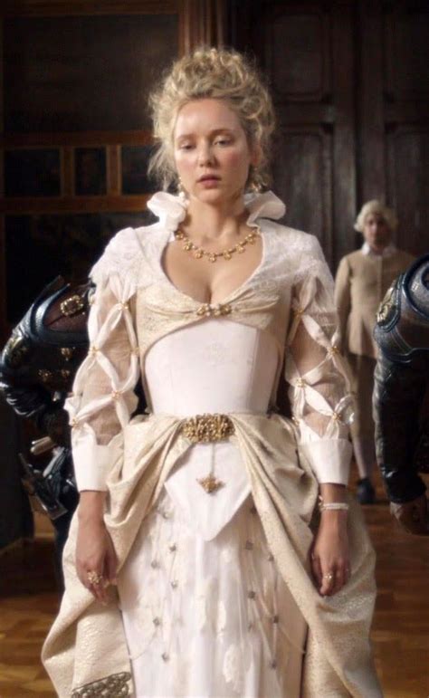 The Musketeers Queen Anne 1600 Dresses Gown Wedding Dress Bridal