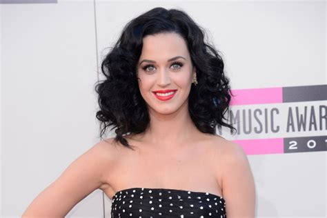 Katy Perry Prayed For Big Breasts Upi