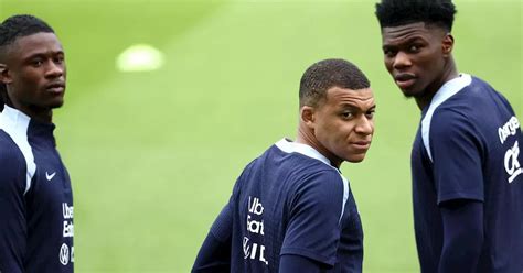 Paris 2024 JO Paris 2024 je serai spectateur Kylian Mbappé met