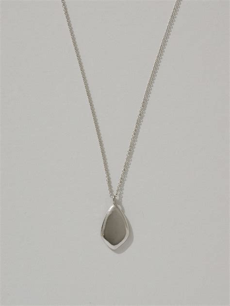 Petal Necklace