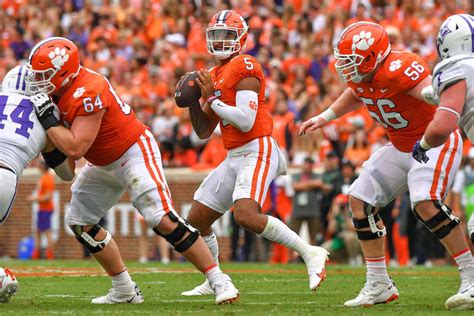 Clemson Vs Furman Position Grades Offense Shakin The Southland