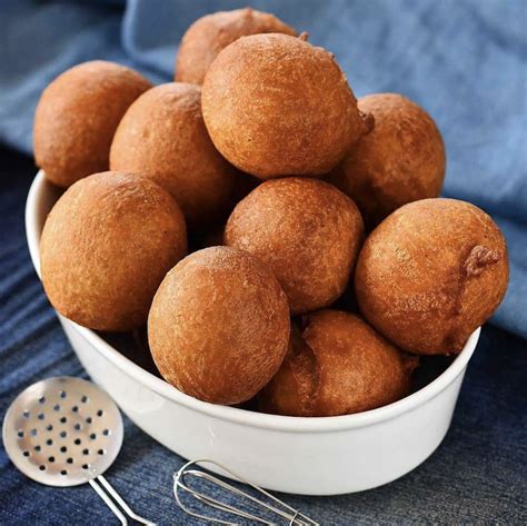 Cuisine africaine beignets africains réalisés avec la machine à