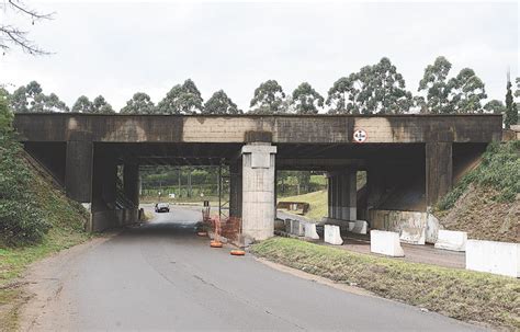 Obra In Dita Bloqueia Viaduto Na Br Entre Esteio E Canoas