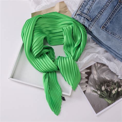 Foulard En Satin Froissé Écharpe Plissée En Soie Petits Foulards 70Cm F