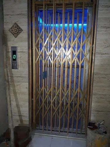 Mild Steel Side Opening Manual Elevator Collapsible Door At Rs 6000 In Pune