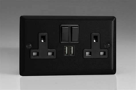 Varilight Urban Matt Black 2 Gang 13a Single Pole Switched Socket 2x5v Dc 2100ma Usb Charging