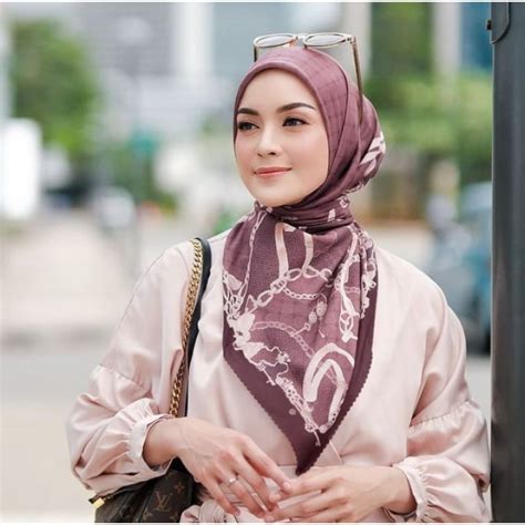 Jual Sale Hijab Wilniaa Dusty Tua Cod Kerudung Voal Motif Segi