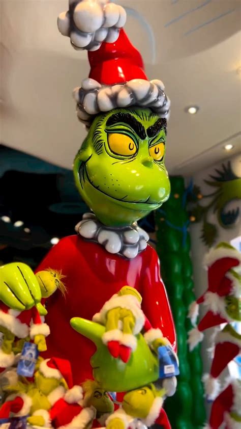 Grinch Merchandise At Islands Of Adventure Universal Studios