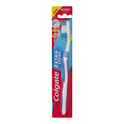 Colgate Extra Clean Medium Toothbrush 1 Pcs £045