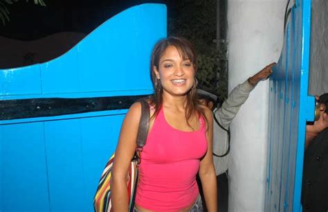 Sandhya Mridul Photo Gallery Hot Photos Images And Wallpapers At MensXP