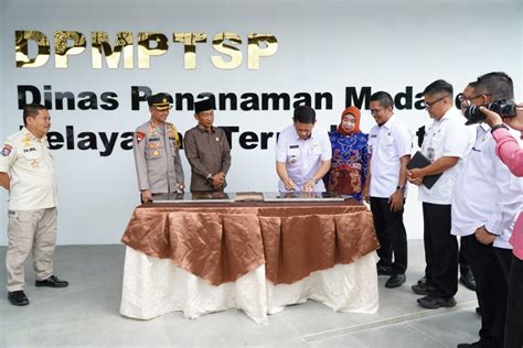 Gedung Baru Dpmptsp Dan Disdukcapil Diresmikan Lampung Corner