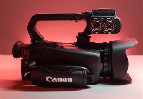 The Review Of The Canon XA-40 UHD Camcorder