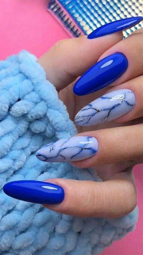 UNHAS DECORADAS Uñas moradas Manicuras de verano Uñas de invierno